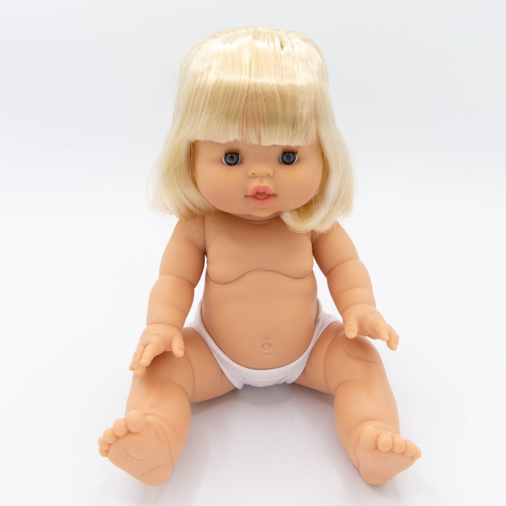 Minikane Paola Reina - Gordis Doll - Angela in Diaper