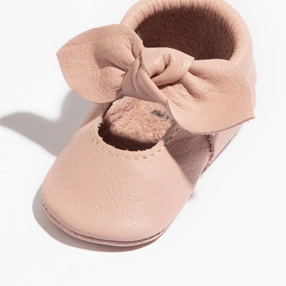 Freshly Picked Knotted Bow Moccasins - Blush
