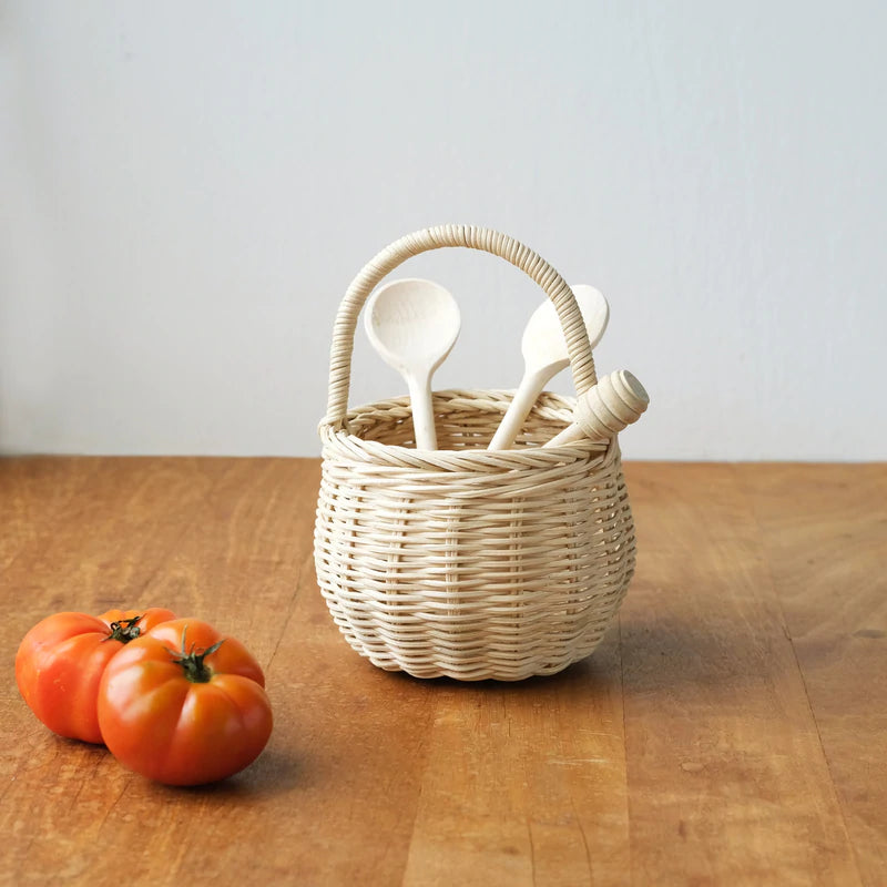 Olli Ella Berry Basket with spoons - straw