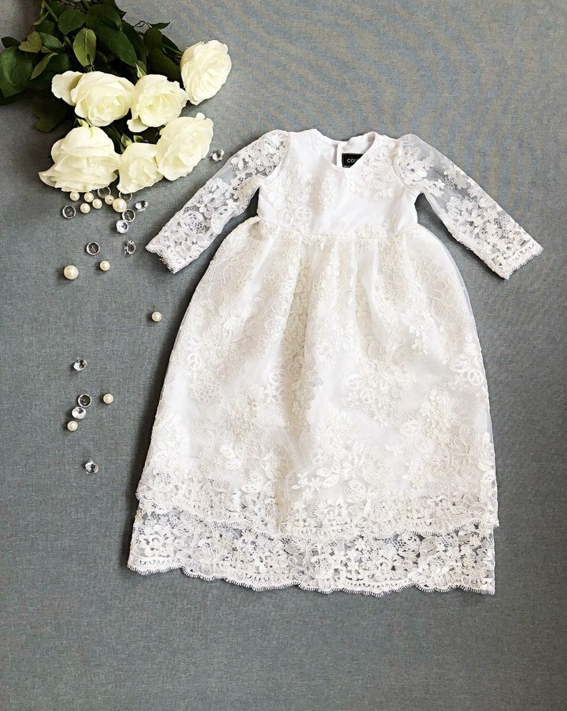 Cool Bebes Pheme Two-Layered Lace Blessing Gown Cathedral Length
