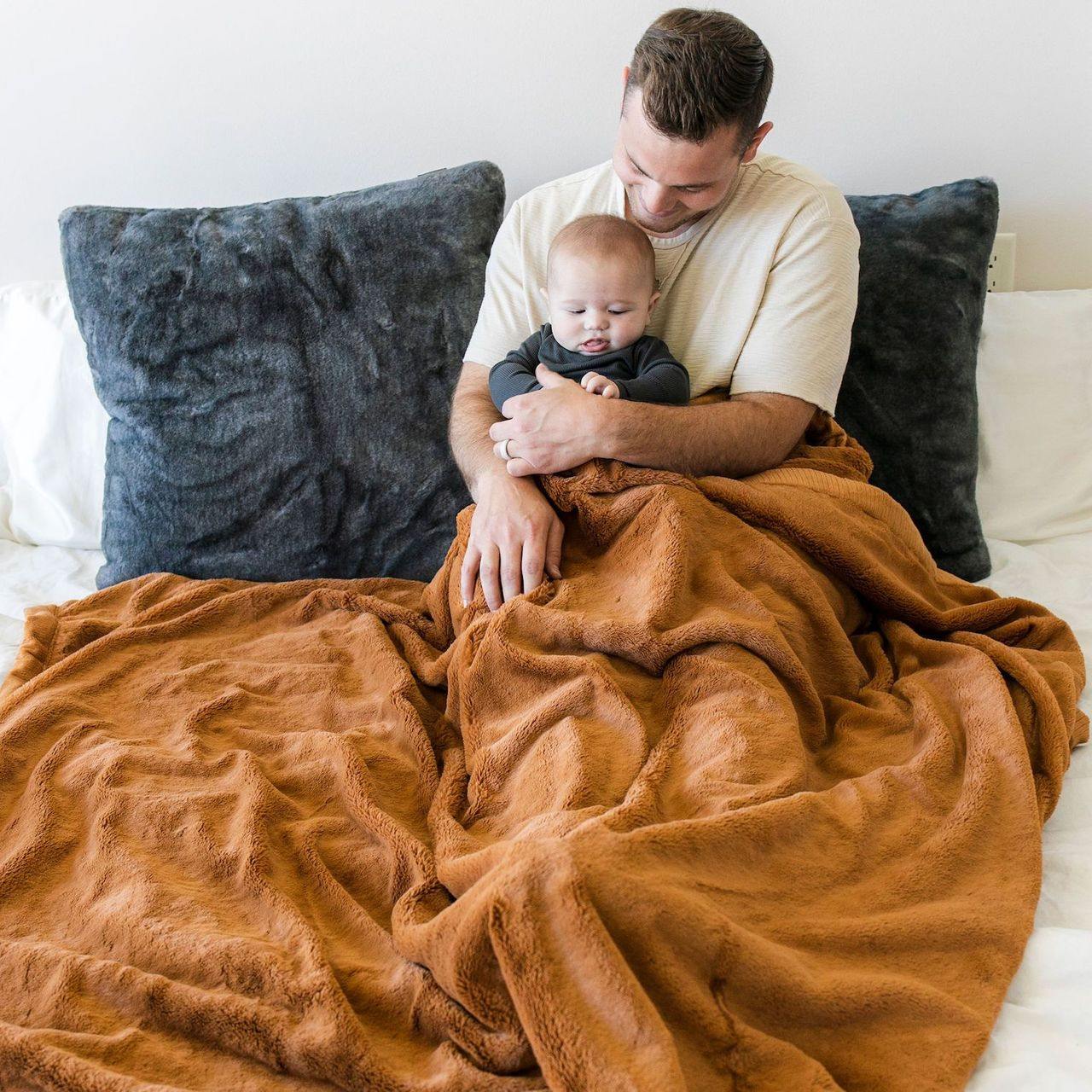 Father and Baby in Saranoni Lush XL Blanket - Camel