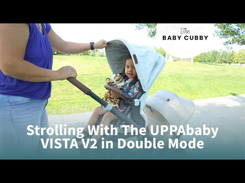 Strolling with the UPPAbaby Vista V2 in Double Mode