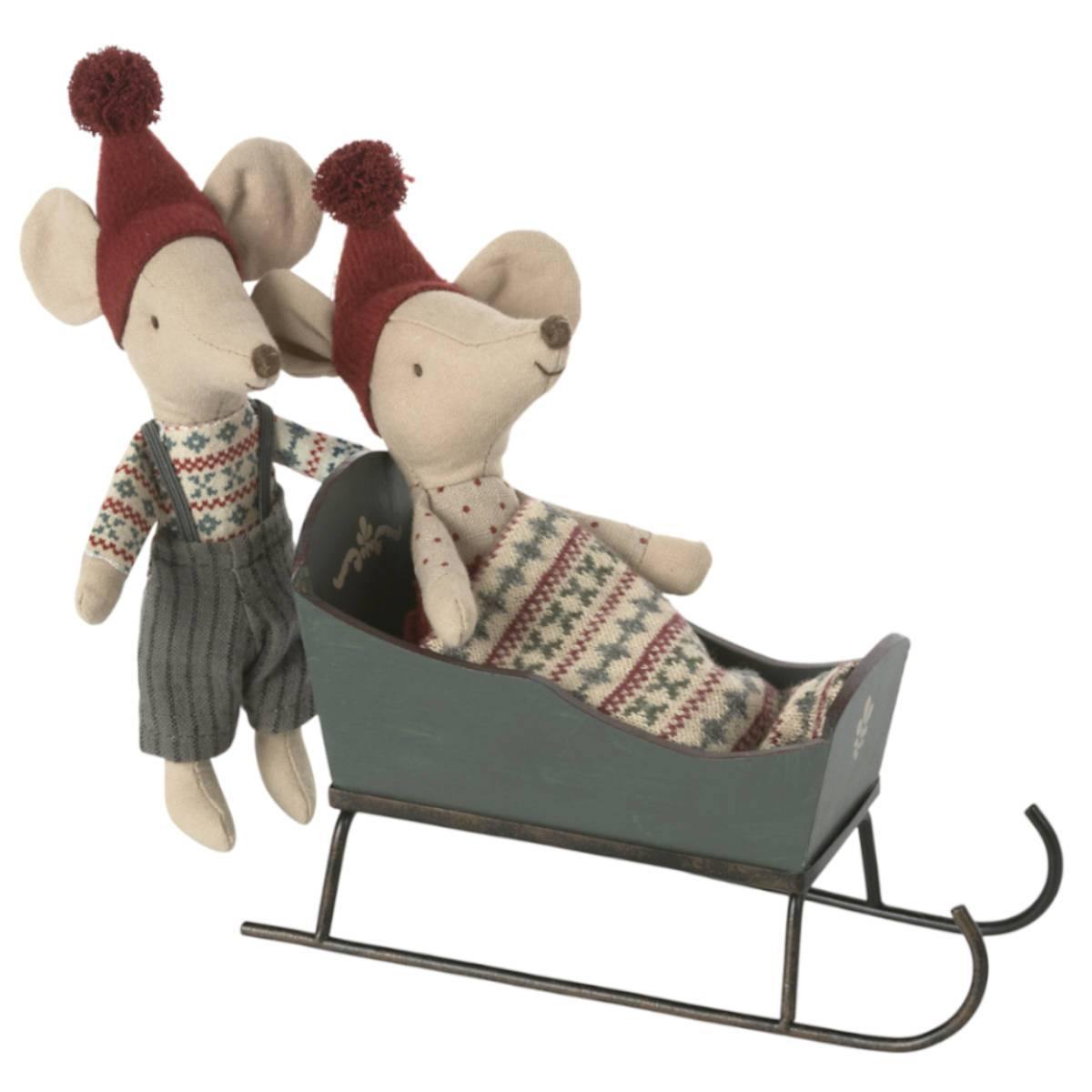 Maileg Mouse Sleigh - Green with mice